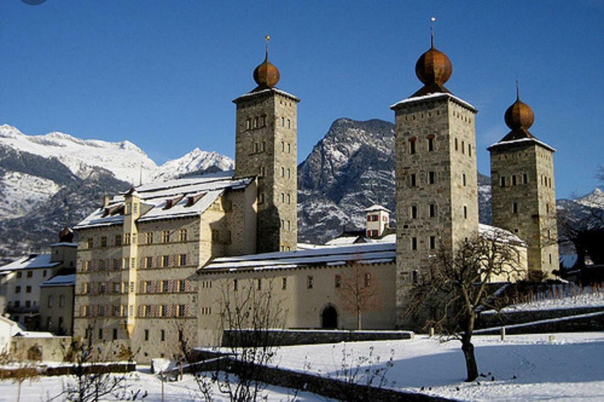 Alpine City Suite Brig Eksteriør bilde